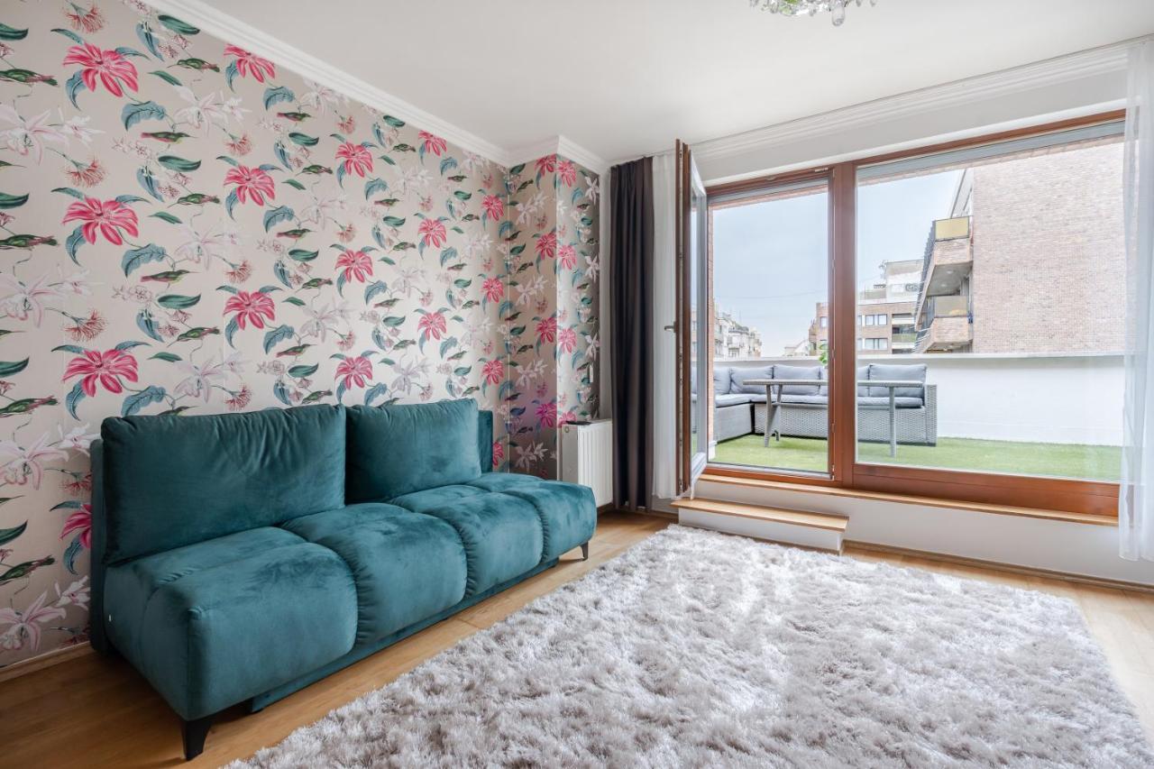 Penthouse Three Bedrooms, Three Balconies Apartment With Free Parking In Kiraly Street Будапеща Екстериор снимка